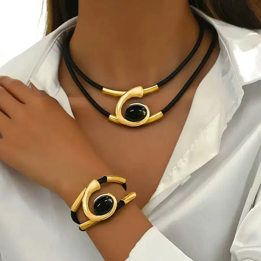 Parure Collier & Bracelet Doré Pierre Noire