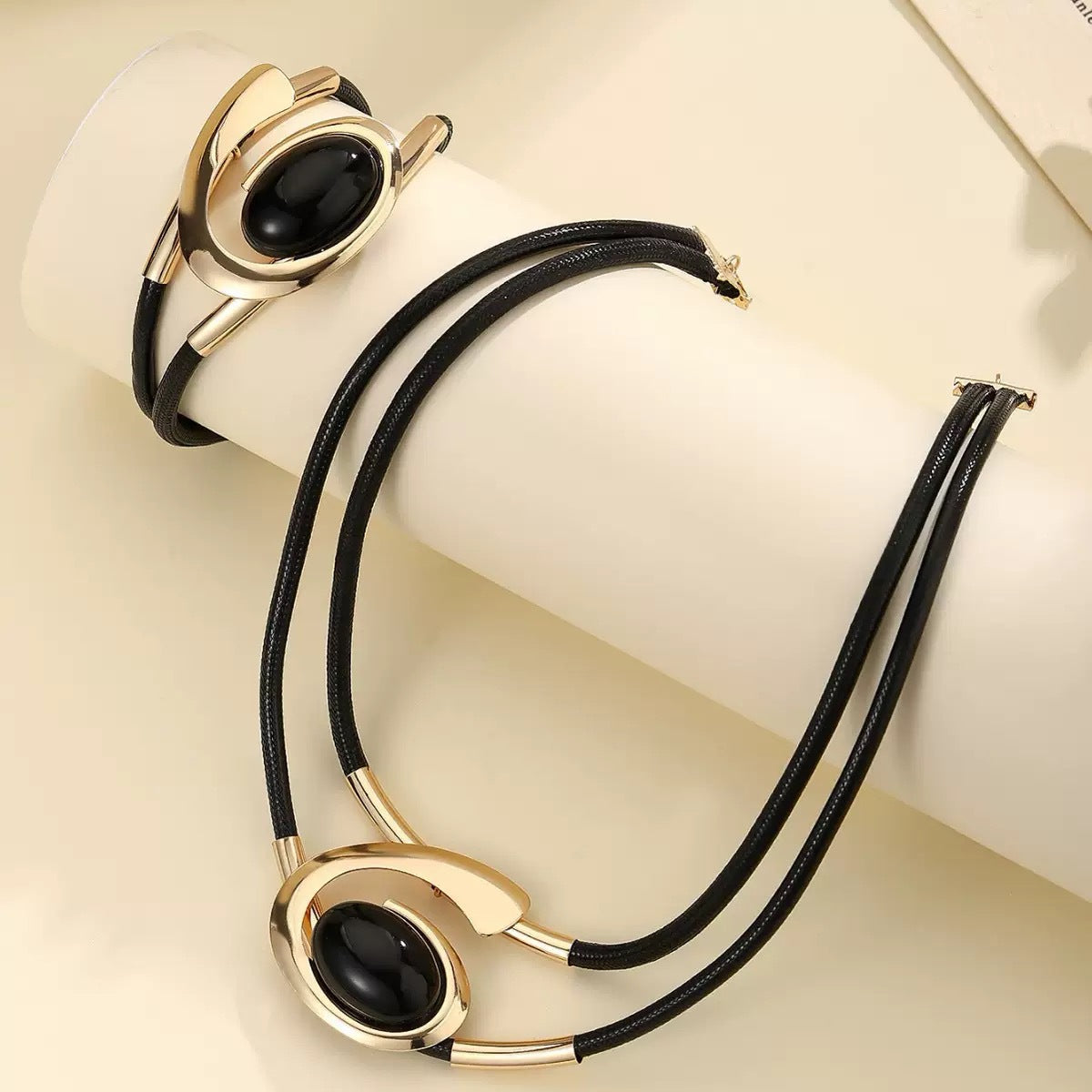 Parure Collier & Bracelet Doré Pierre Noire